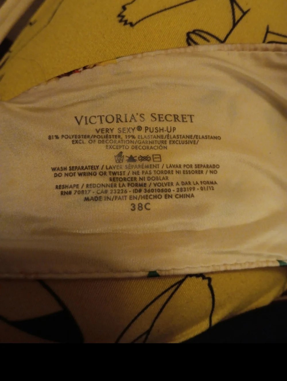 Victoria's secret very sexy push up 38c bra - Picture 4 of 7